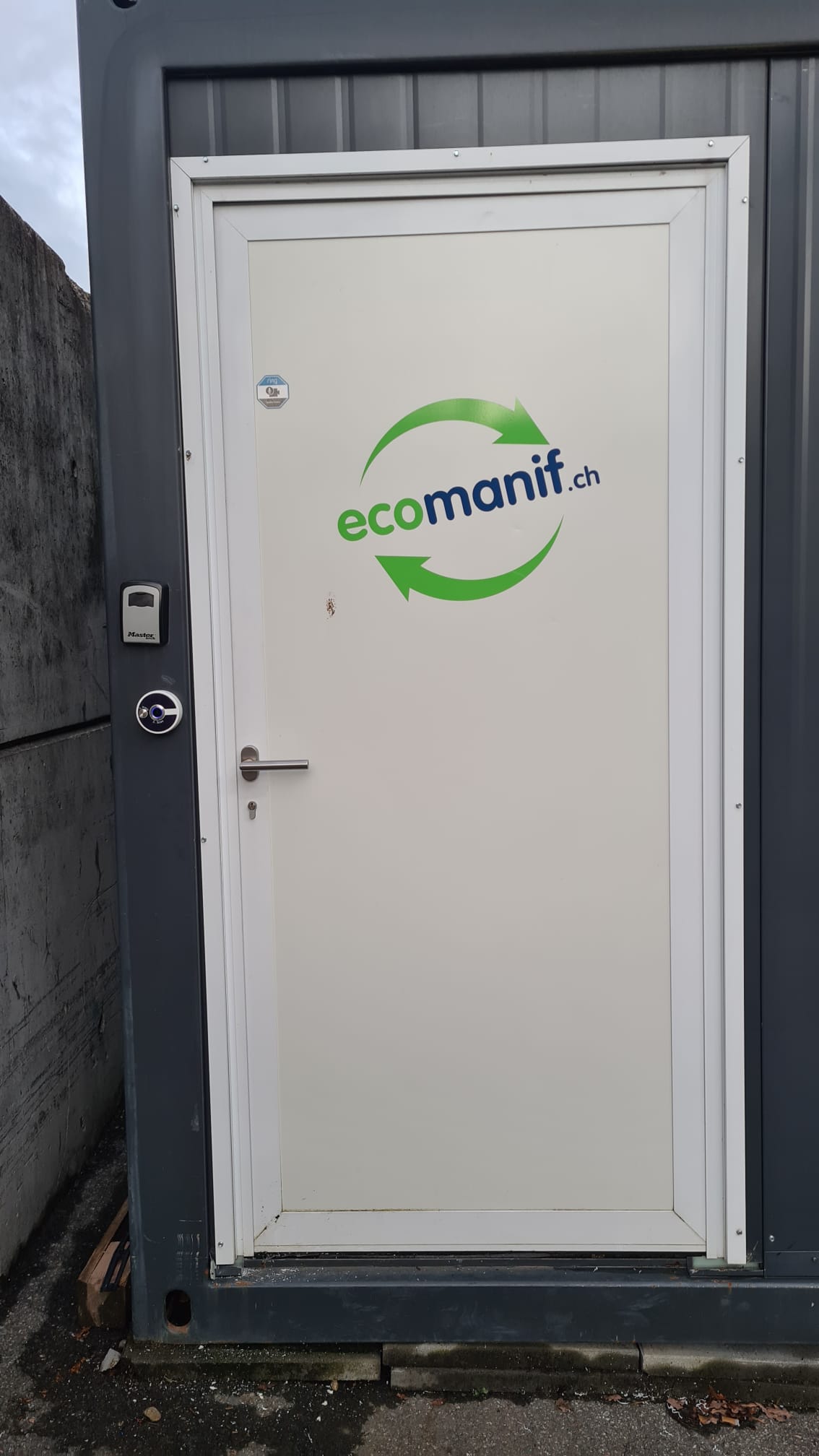 Container Ecomanif avec système Cllia pour retour de matériel événementiel